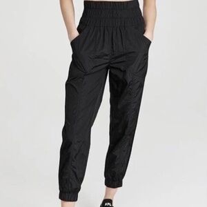 Free People Movement Black The Way Home Jogger Pull On, size M, NWT.